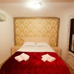 M Hotel 2*