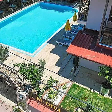 Hotel M